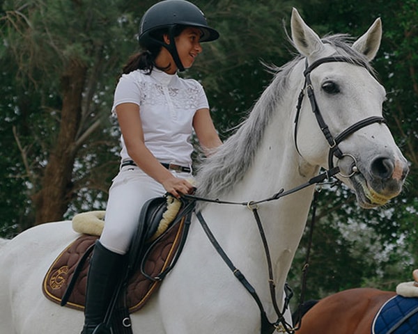 girl-riding-horse